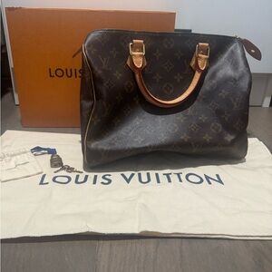 Authentic Louis Vuitton Speedy 30 (non-Bandoulière)